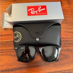 Ray-Ban 2140 Size Large 54 mm